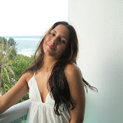 Profile Picture of Carly Ross (@carlyyyross) on Youtube