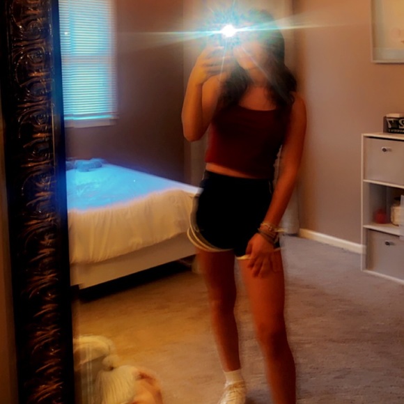 Profile Picture of Mariah Ryan (@mariahr02) on Poshmark