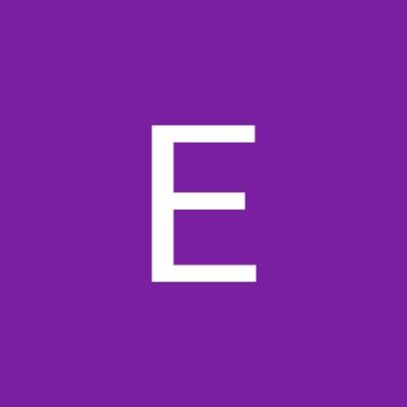 Profile Picture of Ewa Stepniak (@ewastepniak) on Poshmark