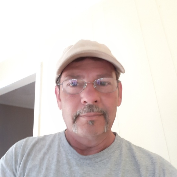 Profile Picture of Brian Pence (@brianpence) on Poshmark