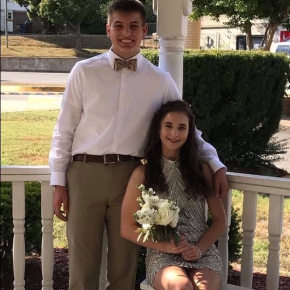 Profile Picture of Morgan Howard (@morganjohoward) on Poshmark
