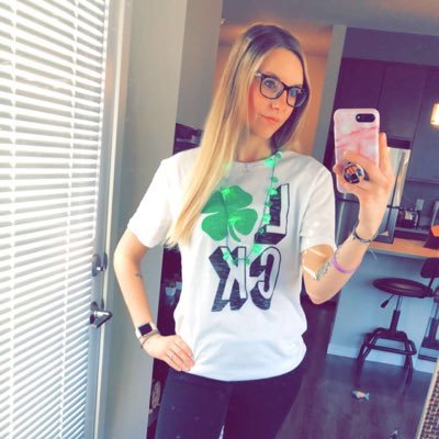 Profile Picture of Haley Elliott (@_haleyelliott) on Twitter