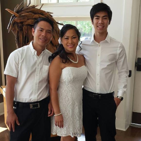 Profile Picture of Danny Vu (@dannyvu228) on Poshmark