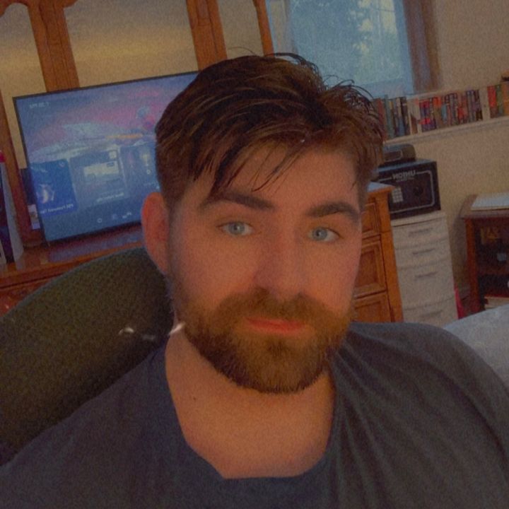 Profile Picture of John Kaiser (@iv_and_bear) on Tiktok