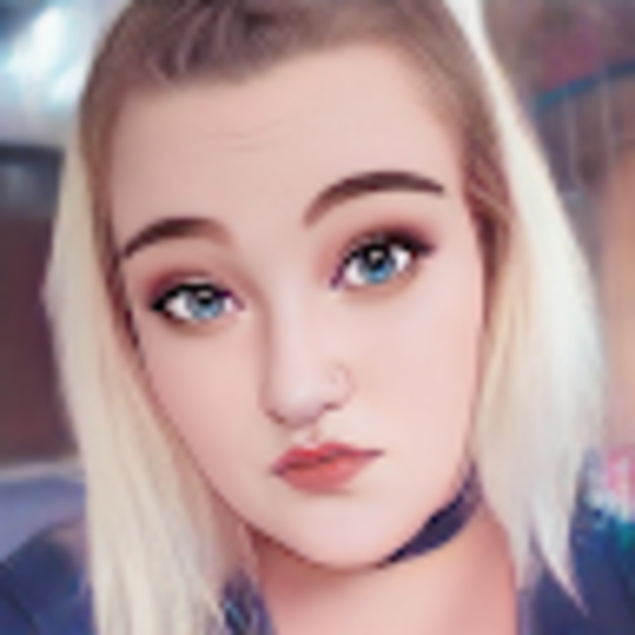 Profile Picture of Whitney Sternes (@whitermay15) on Poshmark