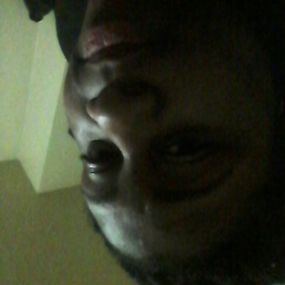 Profile Picture of Kristain Styles (@kristain86) on Poshmark