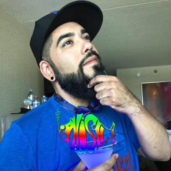 Profile Picture of Matthew Rubio (@thecrossing21) on Poshmark
