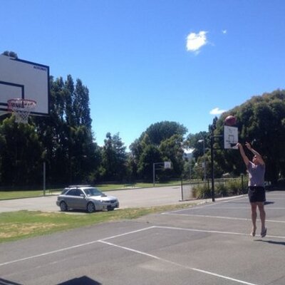 Profile Picture of Josh C (@joshcorne) on Twitter