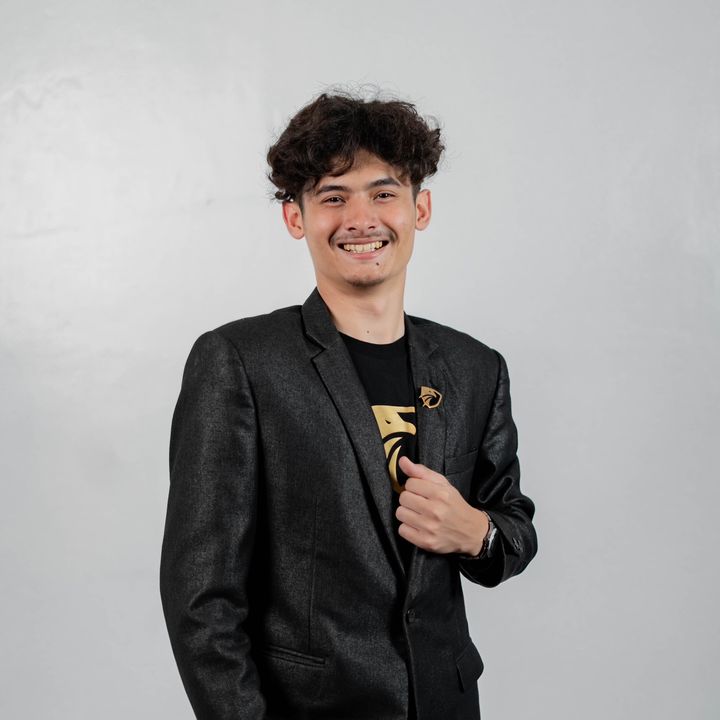 Profile Picture of 𝖕𝖆𝖚𝖑 (@paulteller) on Tiktok