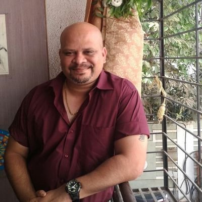 Profile Picture of Nikhil Jeevan Apte (@apte_jeevan) on Twitter