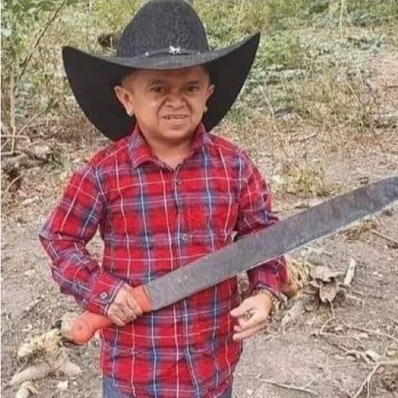 Matt Munoz - Poshmark Profile Picture of Matt Munoz (@mack_desires) on Poshmark