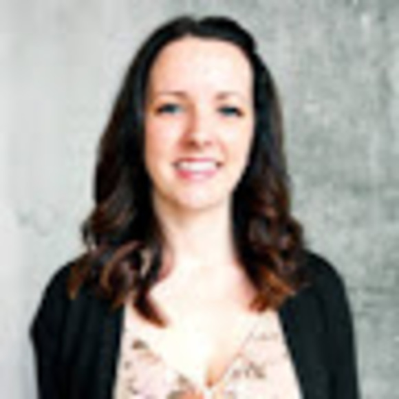 Profile Picture of Katy Nadeau (@knade103) on Poshmark