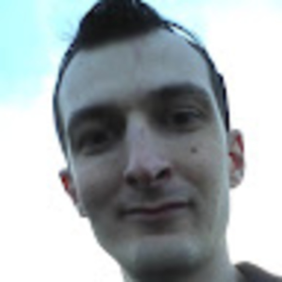 Profile Picture of Aaron Ranney (@giraffemonkey) on Poshmark