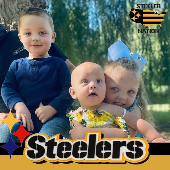 Profile Picture of Crystal Danowski (@crystaldanowski) on Poshmark