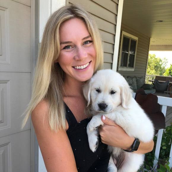 Profile Picture of Katlyn Curnick (@katlyc16) on Poshmark