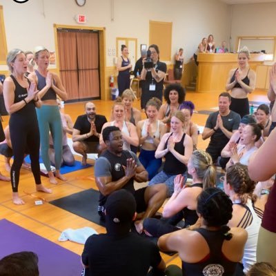 Profile Picture of Aaron Short (@CoachShort_AMDG) on Twitter