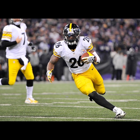 Profile Picture of Nick Binder (@nbind58) on Poshmark