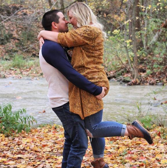 Profile Picture of Amber Leininger (@amberleining348) on Poshmark