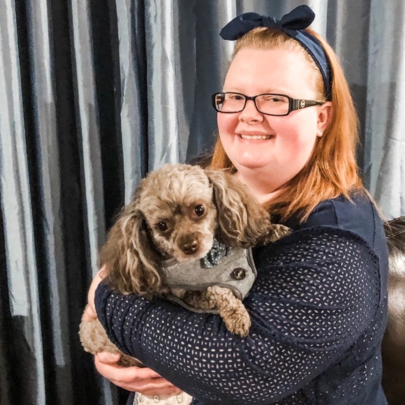 Profile Picture of Ashlee Corkren (@ashleecorkren) on Poshmark