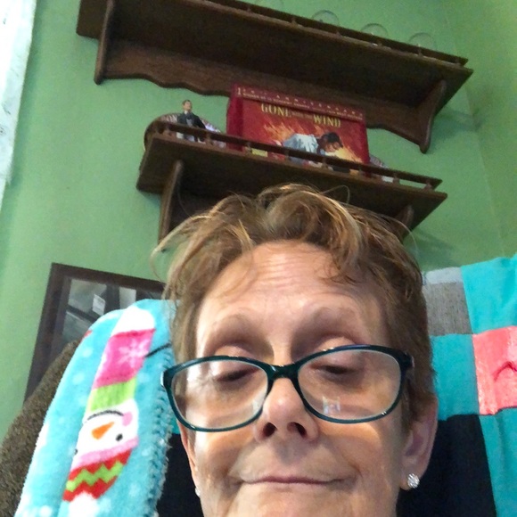 Profile Picture of Deborah Fancher (@deborahfancher) on Poshmark