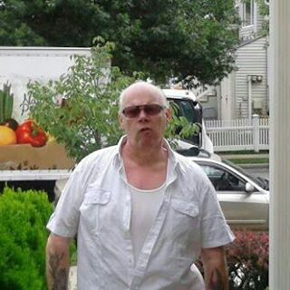 Leonard Hickey - Facebook Profile Picture of Leonard Hickey (@leonard.hickey.18) on Facebook