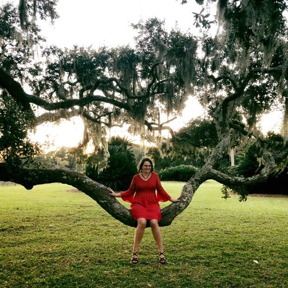 Profile Picture of Haley Searson (@hsearson) on Poshmark