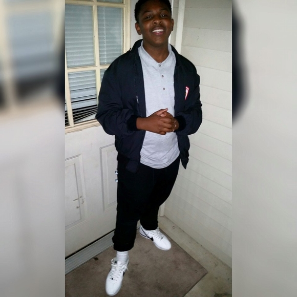 Profile Picture of Kenneth Moton (@kwmj) on Poshmark
