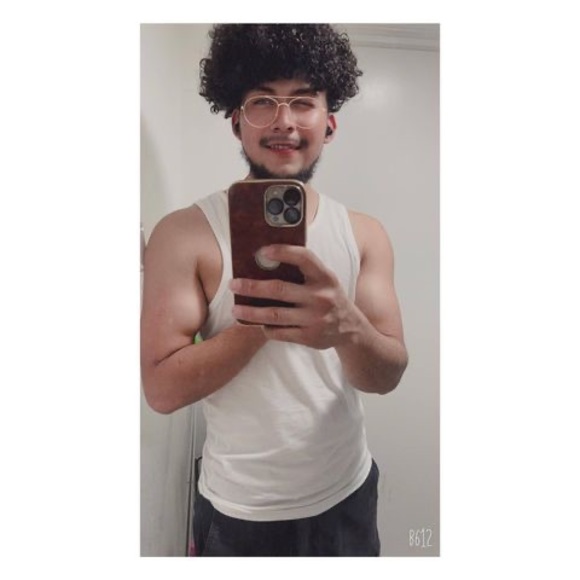 Profile Picture of Alejandro Olivas (@alejandrooli570) on Poshmark