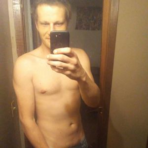 Profile Picture of David Mathew Gilroy (@gil_nutz) on Myspace