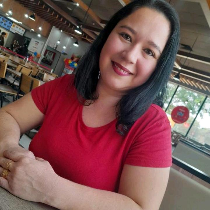 Profile Picture of Lisa Saenger (@lisasaenger881) on Tiktok