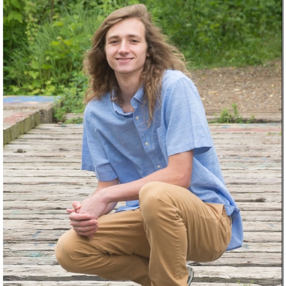 Profile Picture of Jase Maroszek (@jase_maros) on Poshmark