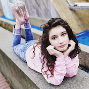 Profile Picture of Jess Mackey (@thejessmackey) on Youtube