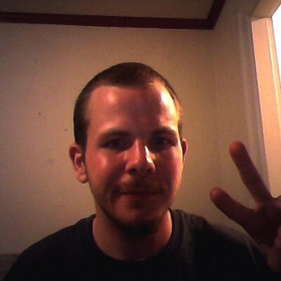 Profile Picture of John Stern (@obie2145) on Twitter