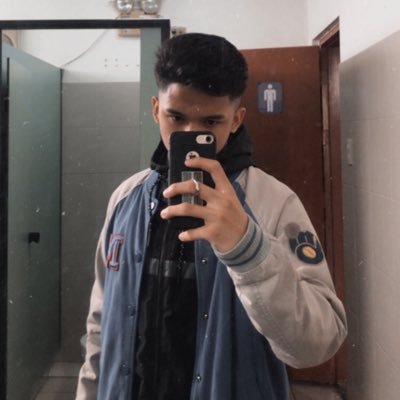 Profile Picture of 𝓙𝓪𝓶𝓮𝓼  𝓛𝓸𝔃𝓪𝓭𝓪on Twitter