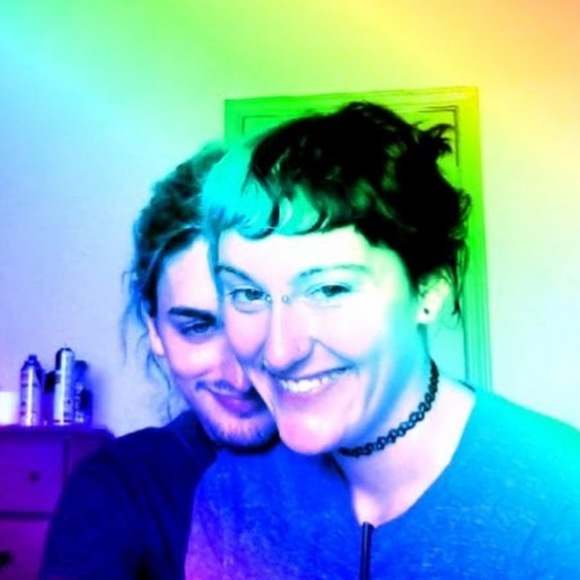 Profile Picture of Mechelle Gadbaw (@catbutt420) on Poshmark