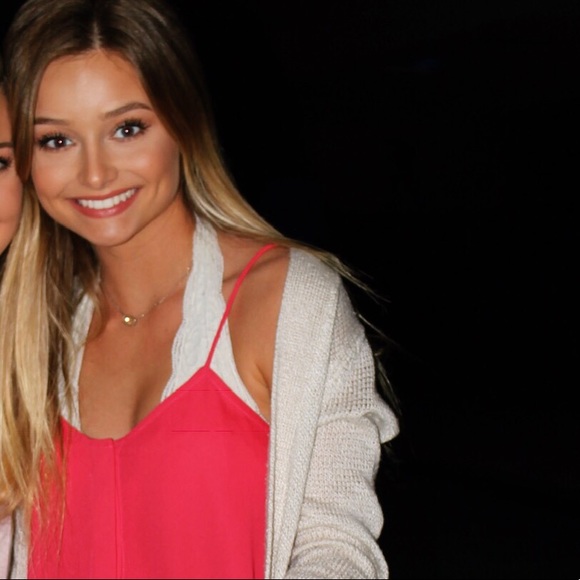 Profile Picture of Ellis ann Jackson (@ellis_ann) on Poshmark