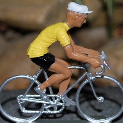 Profile Picture of Michael Collinson (@mcollo) on Twitter