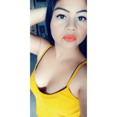 Profile Picture of Iveth Rivas (@IvethRivas10) on Twitter