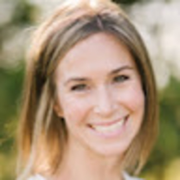 Profile Picture of Lindsey Readel (@lindseyreadel) on Poshmark