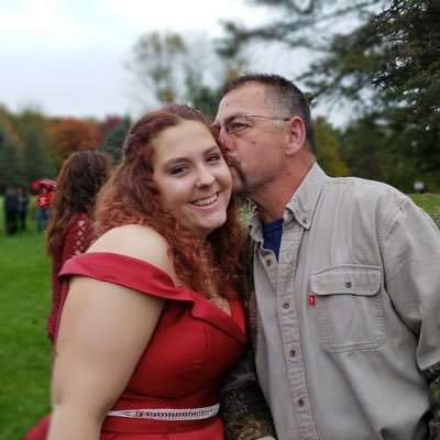 Profile Picture of Miranda Santos (@MirandaJo811) on Twitter