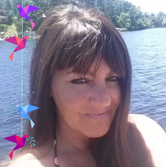 Profile Picture of Jill Sizmur-van allen seedorf (@jillburnworth41) on Poshmark