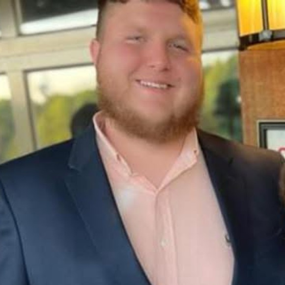 Profile Picture of Tyler Tidwell (@tot334) on Poshmark