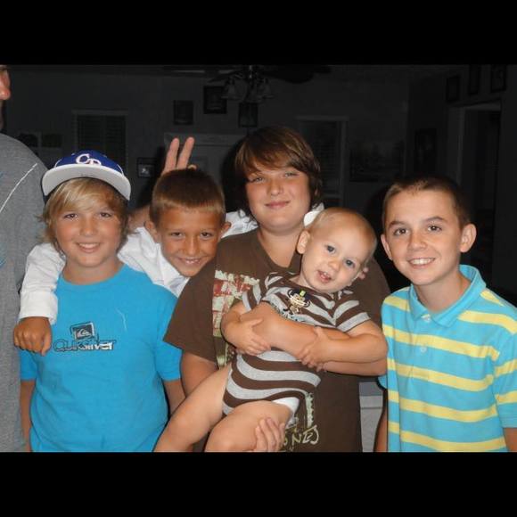 Profile Picture of Amanda Jobe (@amandajobe) on Poshmark