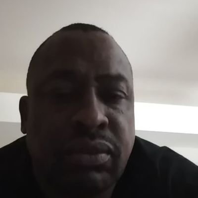 Profile Picture of Lawrence Hawkins (@Lawrenc36521044) on Twitter