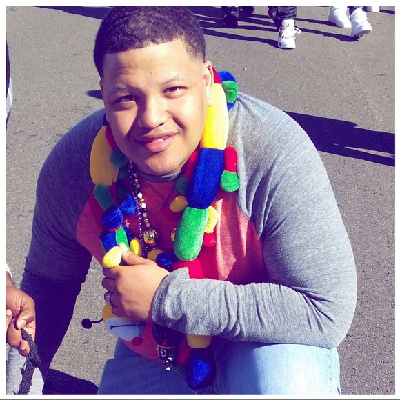 Profile Picture of Craig Player (@cplayer85) on Poshmark
