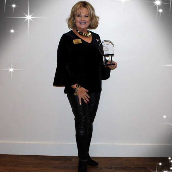 Tracie Englen moreno - Poshmark Profile Picture of Tracie Englen moreno (@tracieenglen229) on Poshmark