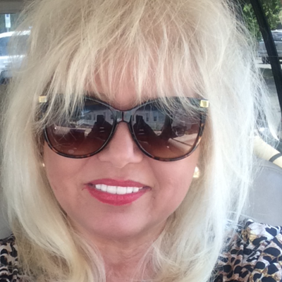 Profile Picture of Paula Robbins (@PepsiPeppa) on Twitter