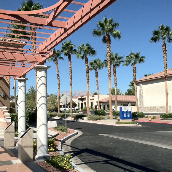 Profile Picture of Amanda Ottens (@aottens86) on Poshmark