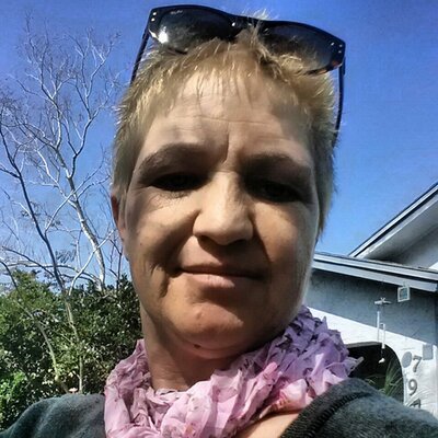 Profile Picture of Manuela Nerud (@Squeegee70) on Twitter