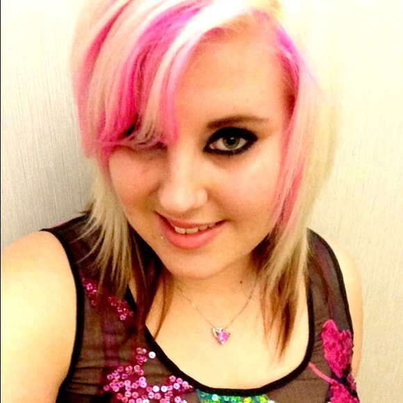 Profile Picture of Kristina Fedosova (@kkronic) on Poshmark